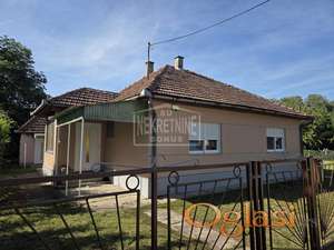 Subotica-Kelebija-kuća od čvrstog materijala u mirnom kraju ID#2180