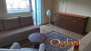 Grbavica-garsonjera useljiva od 01.marta