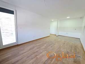 STAN - NOVI SAD - PODBARA - 55m2 - 176000 evra