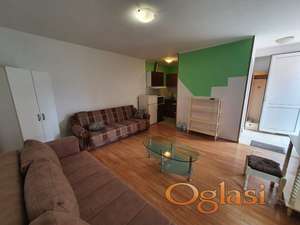 Novi Sad - Subotička - garsonjera - odmah useljivo - 200 eura