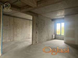 Izdavanje – poslovni prostor na mezaninu, odlična lokacija