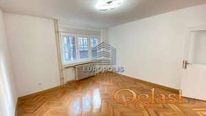 Centar, Studentski trg, 2.5, renovirano ID#10104