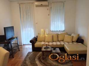 Jednoiposoban stan na Novoj Detelinari