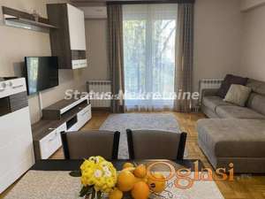 ODLIČAN LEPO NAMEŠTEN DVOSOBAN STAN 53M BLIZU BULEVARA, SOCIJALNOG, STANICE NOVOGRADNJA