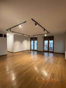 Penthaus 166 m2 sa dva garažna mesta, Čuburski park