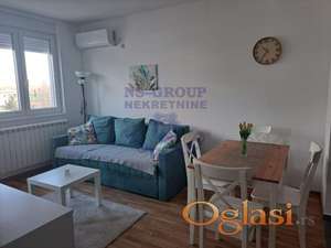 Odličan jednoiposoban stan an Petrovaradinu