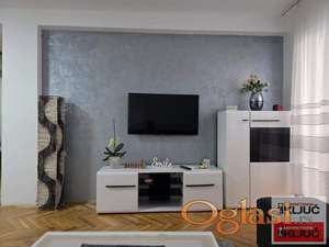 Dvosoban stan 55 m², Bulevar Oslobođenja, Novi Sad