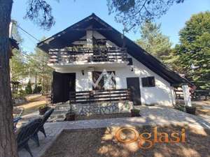 Divčibare, dve kuće i 15 ari placa na odličnoj lokaciji