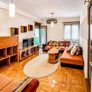 Izdaje se dvosoban stan u blizini Doma zdravlja, 58m2