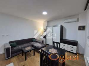 Izdajem LUX garsonjeru kod Bulevara Oslobodjenja !! ID#5548