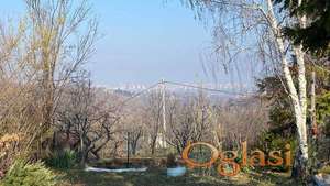 Kuca na Popovici sa pogledom na Grad