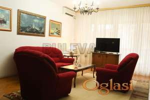 Stan centar Niša 163m2, ll sprat