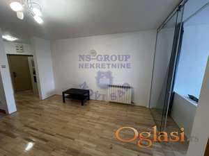 Dvoiposoban stan na Bulevaru Evrope!