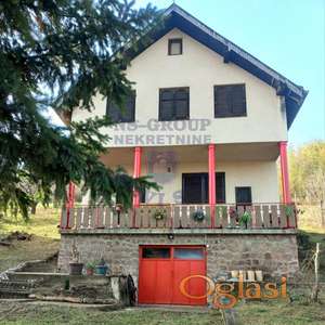 Rakovac, Sentić - spratna kuća na 10km od grada