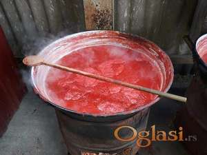 Prodajem kuvani paradajz