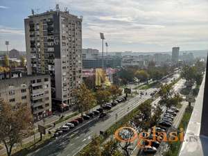 Bulevar Oslobođenja – Promenada | Moderan dvosoban stan sa spektakularnim pogledom na grad