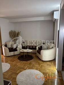 Izdaje se stan pored hotela NEW CITY