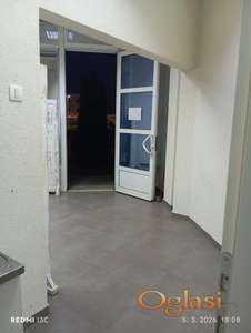 Lokal 20m2  Lipov gaj ( Novi Sad)