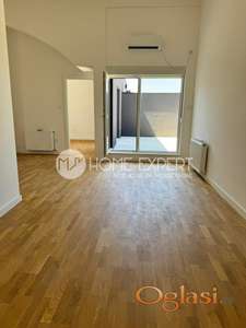 NOVI SAD - PODBARA - 82.00 m2