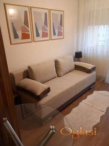 MODERNO OPREMLJENA GARSONJERA