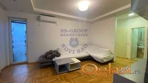 Fenomenalan šestosoban stan kod Sajma u Novom Sadu -119m2