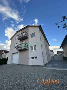 Poslovna zgrada - Veternička rampa 427m2 