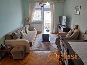 NOVA DETELINARA - DVOSOBAN STAN SA PARKING MESTOM - PRODAJE SE POTPUNO NAMEŠTEN - USELJIV ODMAH!!!! - ZA OZBILJNE KUPCE - DOGOVOR!!!