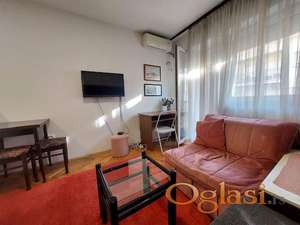 NOVI SAD - CENTAR - 23m2 - 220 evra