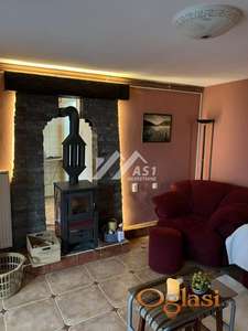 IZDAJE SE KUCA NA BOCKAMA-bazen ID#5198