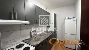 Bulevar Umetnosti, trosoban stan, 61m2 plus dve terase po 5 m2 ID#1586