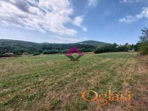 Odlična ponuda ! Nemenikuće, građevinski plac u podnožju Kosmaja 27ari ID#1512