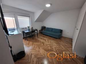 Kompletno namešten dvosoban stan, Severni Telep