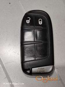 Fiat Freemont kljic Originalni delovi  Moguca ugradnja delova  Alfa Romeo 147-156-166-159-GT-MiTo-Giulietta Fiat bravo 2 - croma -grande punto -multipla 2 -punto 3 -stilo-idea Freemont Panda 3 500L 500 500x Lancia ypsilon-delta-musa-lybra Volkswagen Golf 6  Audi a3 2012-2020 Volkswagen Passat B7  Ukoliko zelite da porucite Posaljite poruku preko sms poruke ili pozovite na telefon 0616115961