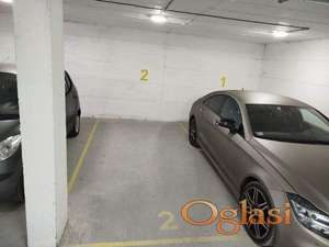 Parking mesto u suterenu zgrade od 12m2, Salajka!