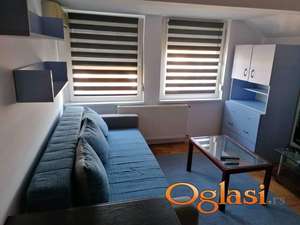 NAMESTENA GARSONJERA NA TELEPU