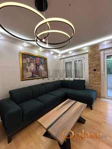Dva spojena trosobna stana, na  drugom  spratu, lift, 155 m2, Palilula