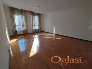 NOV 2.0 polunamešten stan