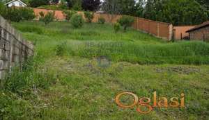 Odličan plac na Paragovu.