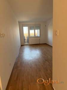 Naslov:  Nov, neuseljavan trosoban stan-poslovni prostor 64m2, NS Square Garden + Garažno mesto.