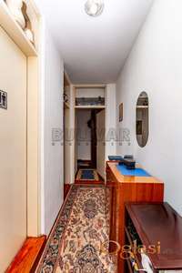 Jednoiposoban stan, centar 30m2