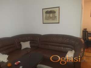 Kožna ugaona garnitura