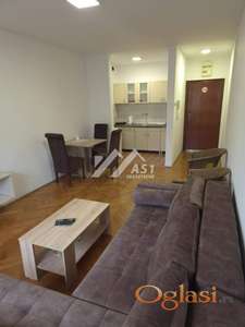 Izdajem Pet friendly trosoban stan u Centru sa svim troskovima- Parking !!! ID#8360