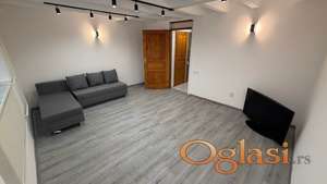 Trosoban stan u blizini keja!