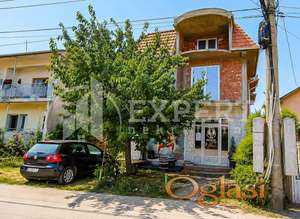 Naselje Dubočica, dve kuće 415m2, plac 4.84a