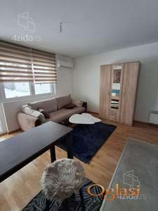 NOVA, NAMESTENA GARSONJERA NA TELEPU SA PARKINGOM