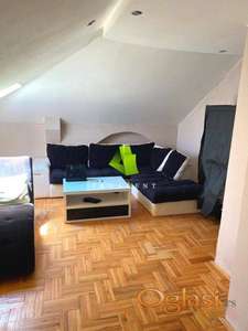 Duplex stan na jednoj od najtraženijih lokacija kod Doma zdravlja ID#8546