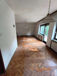 Na prodaju- kuća na Petrovaradinu