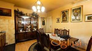 Odlican trosoban stan na Spensu