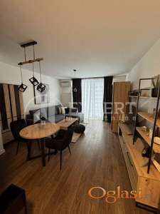 Izdaje se luksuzna garsonjera u kompleksu Planet residence, 38m2