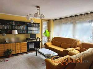 Lep trosoban stan kod Doma zdravlja ID#7462